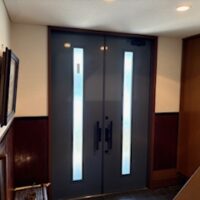 (玄関)